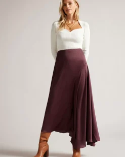 Terra Women Skirts