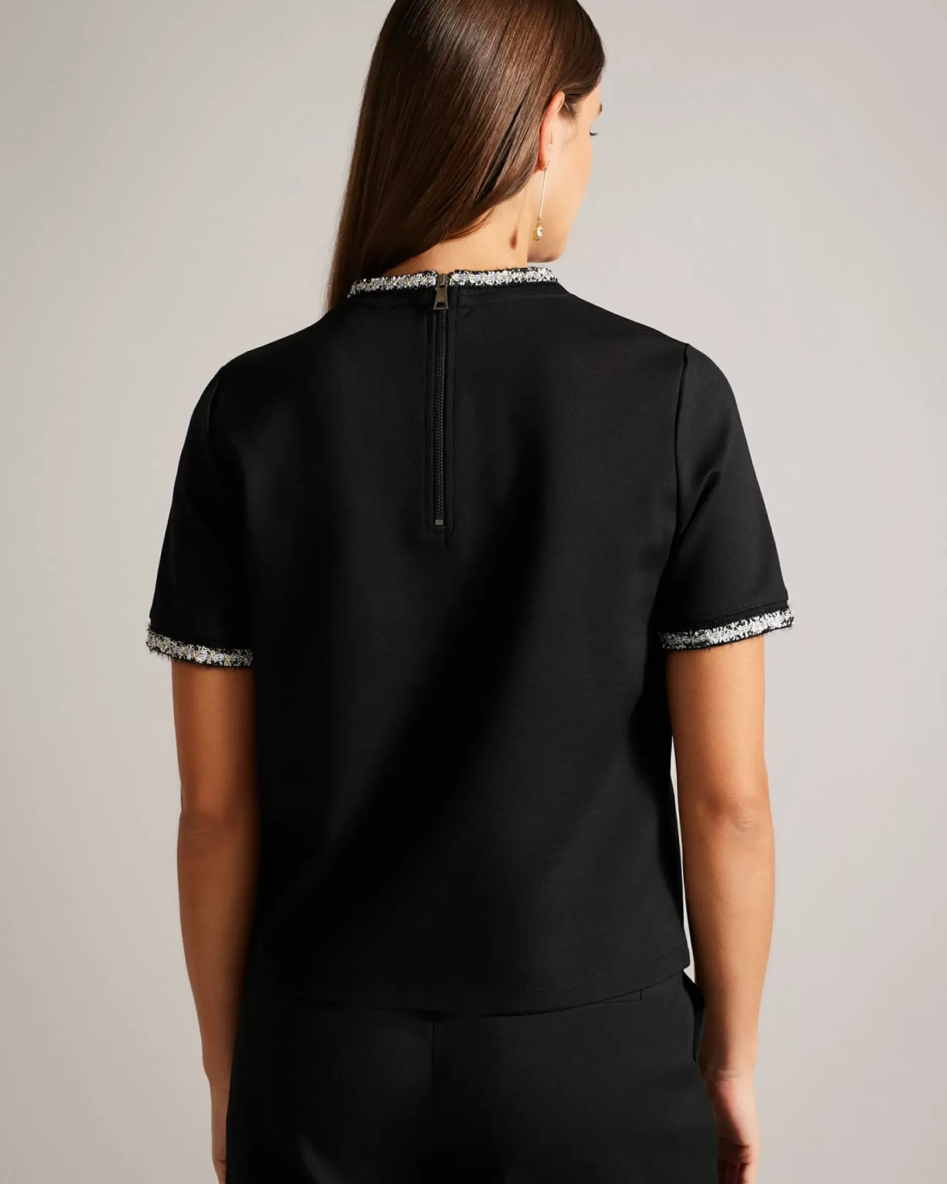 Outlet Valeana Women Suits & Co-Ords