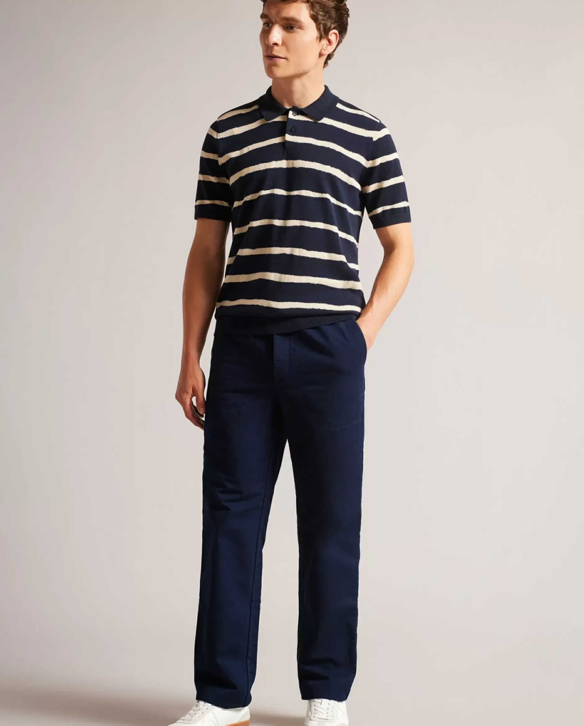 Sale Wylde Men Trousers & Chinos