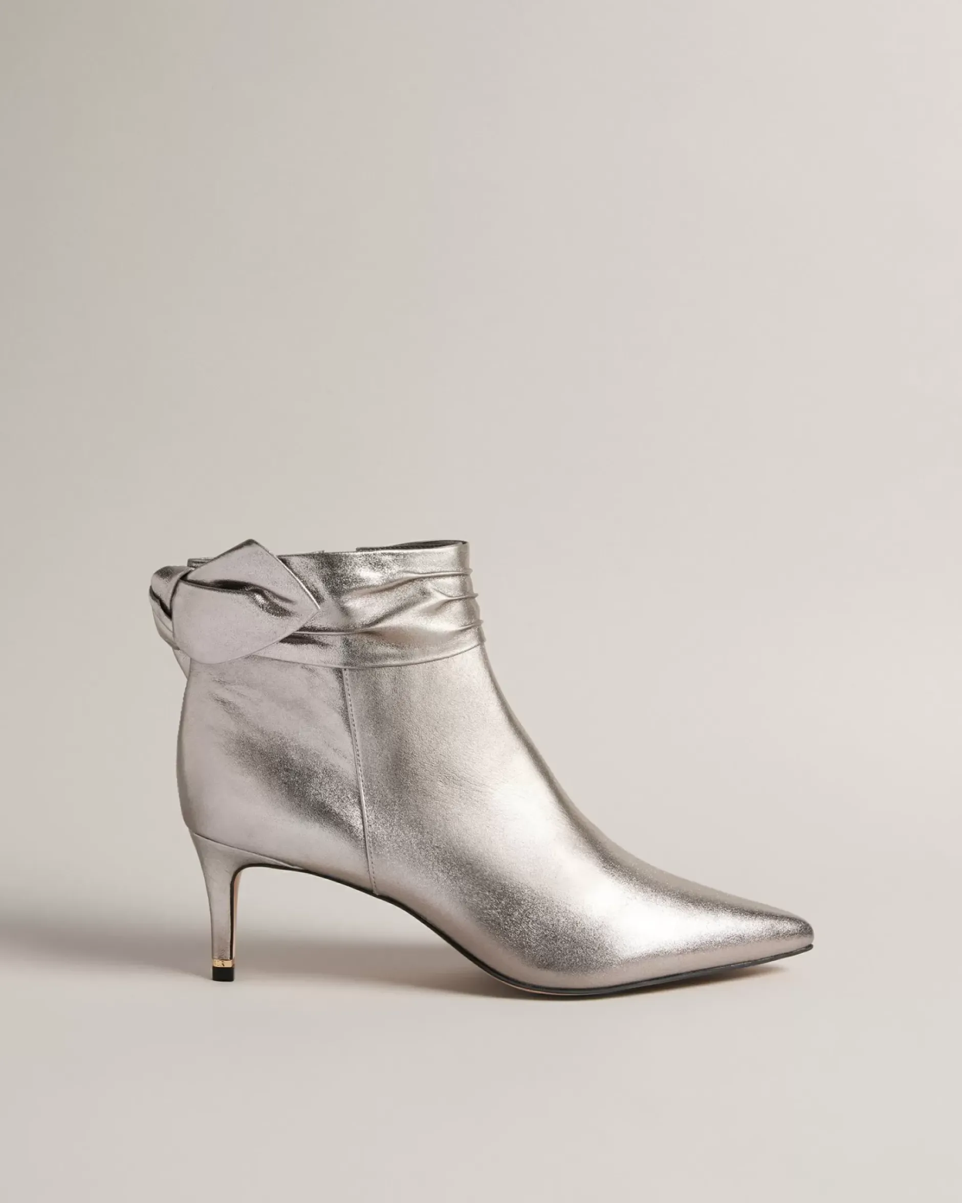 Sale Yona Women Boots