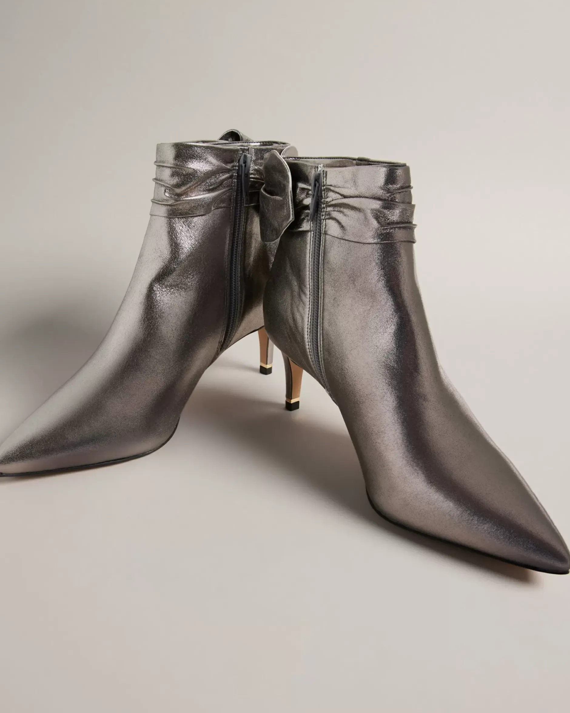 Sale Yona Women Boots