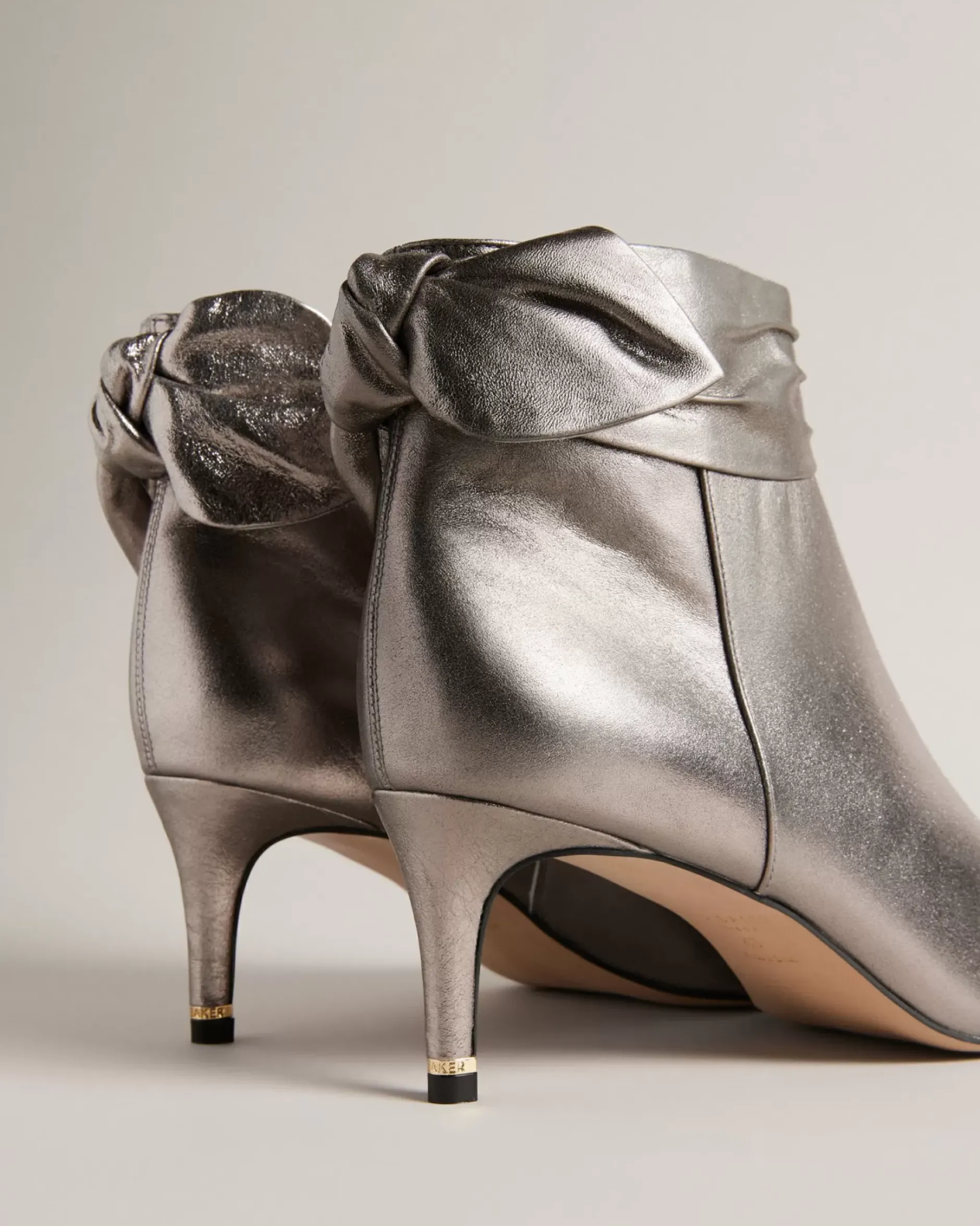 Sale Yona Women Boots