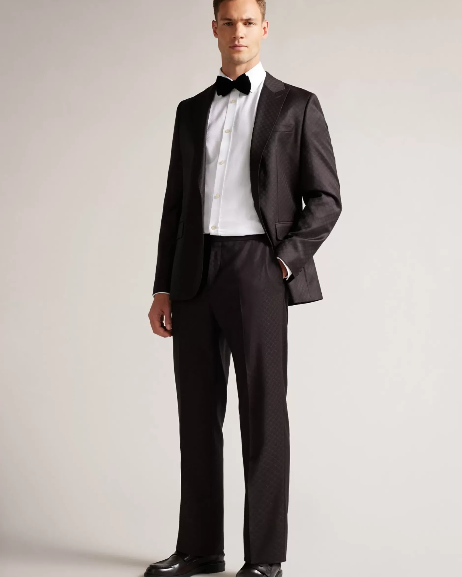 Hot Ythan Men Trousers & Chinos