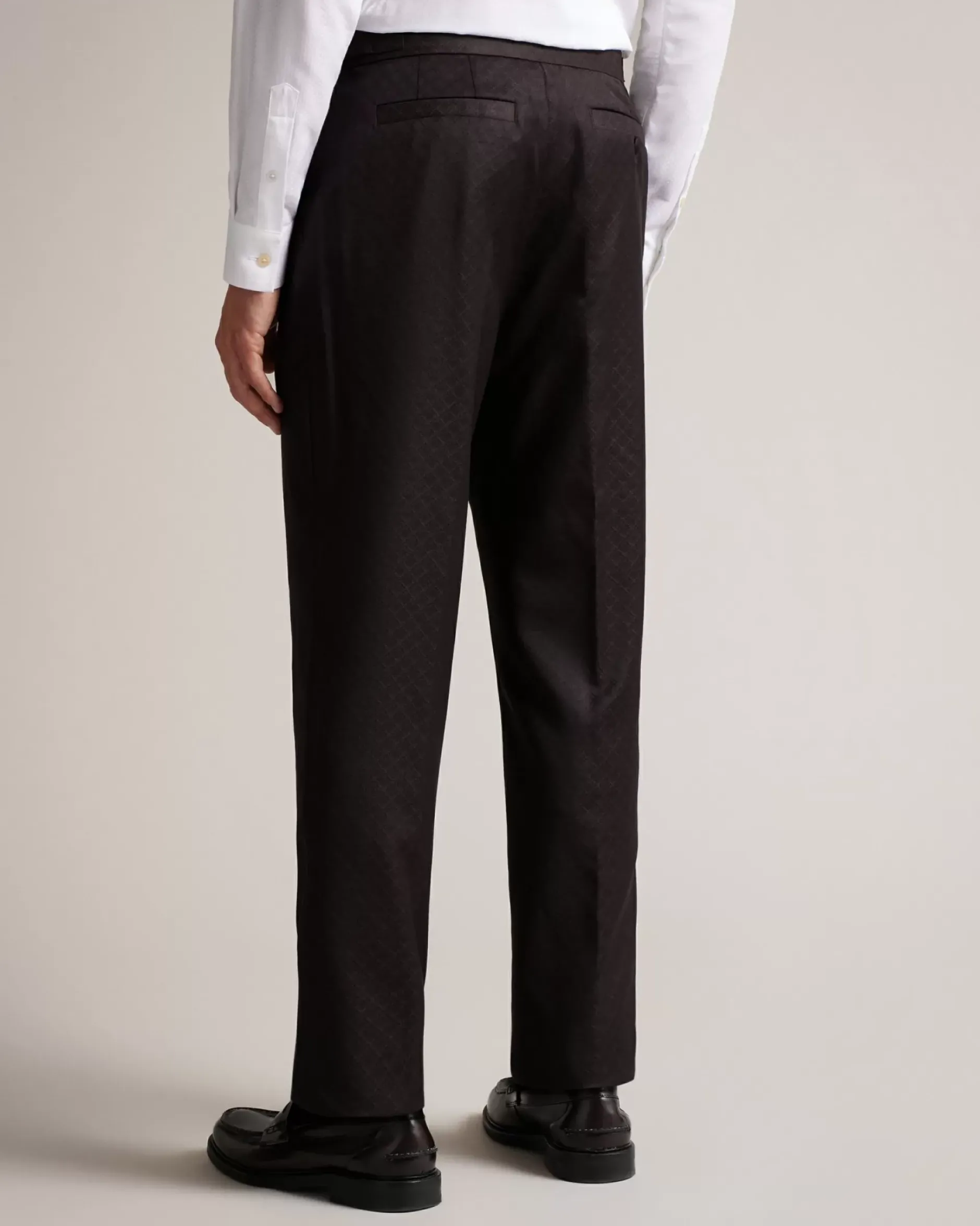 Hot Ythan Men Trousers & Chinos